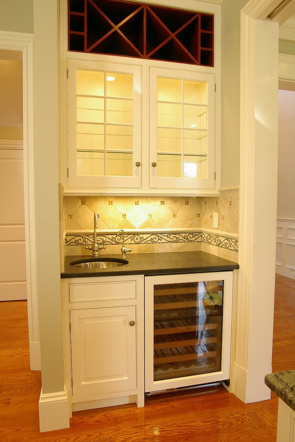 Weston Traditional Estate Kitchen — view 4