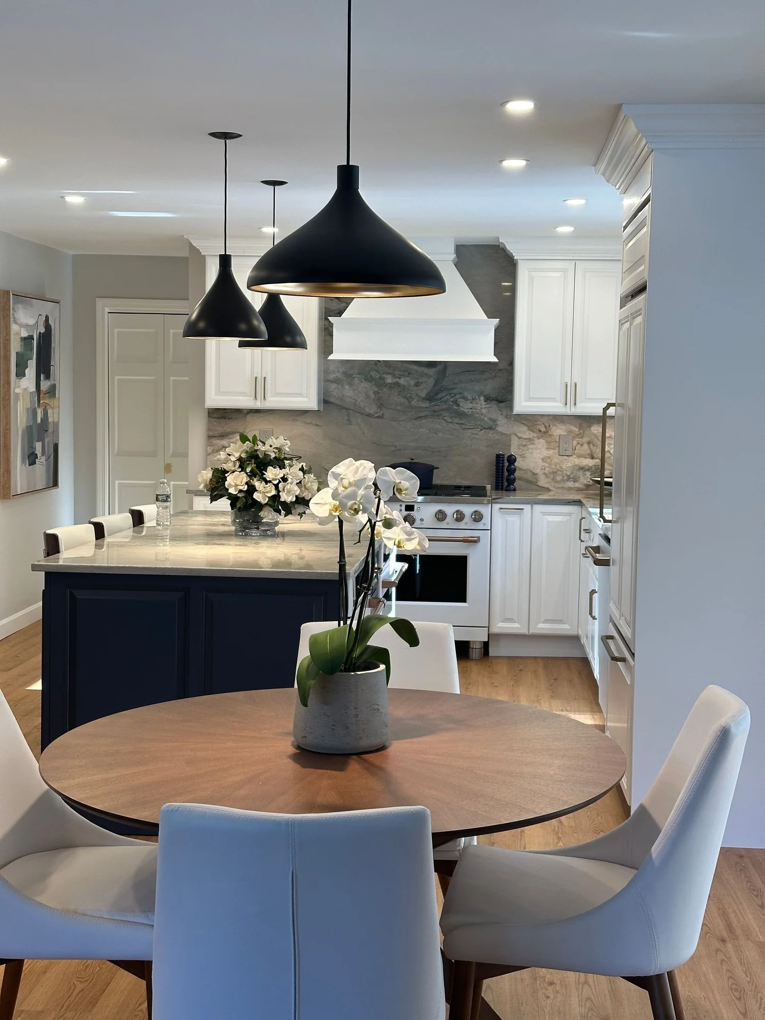 Sudbury Kitchen w/ Butler's Pantry & Sunroom — view 6