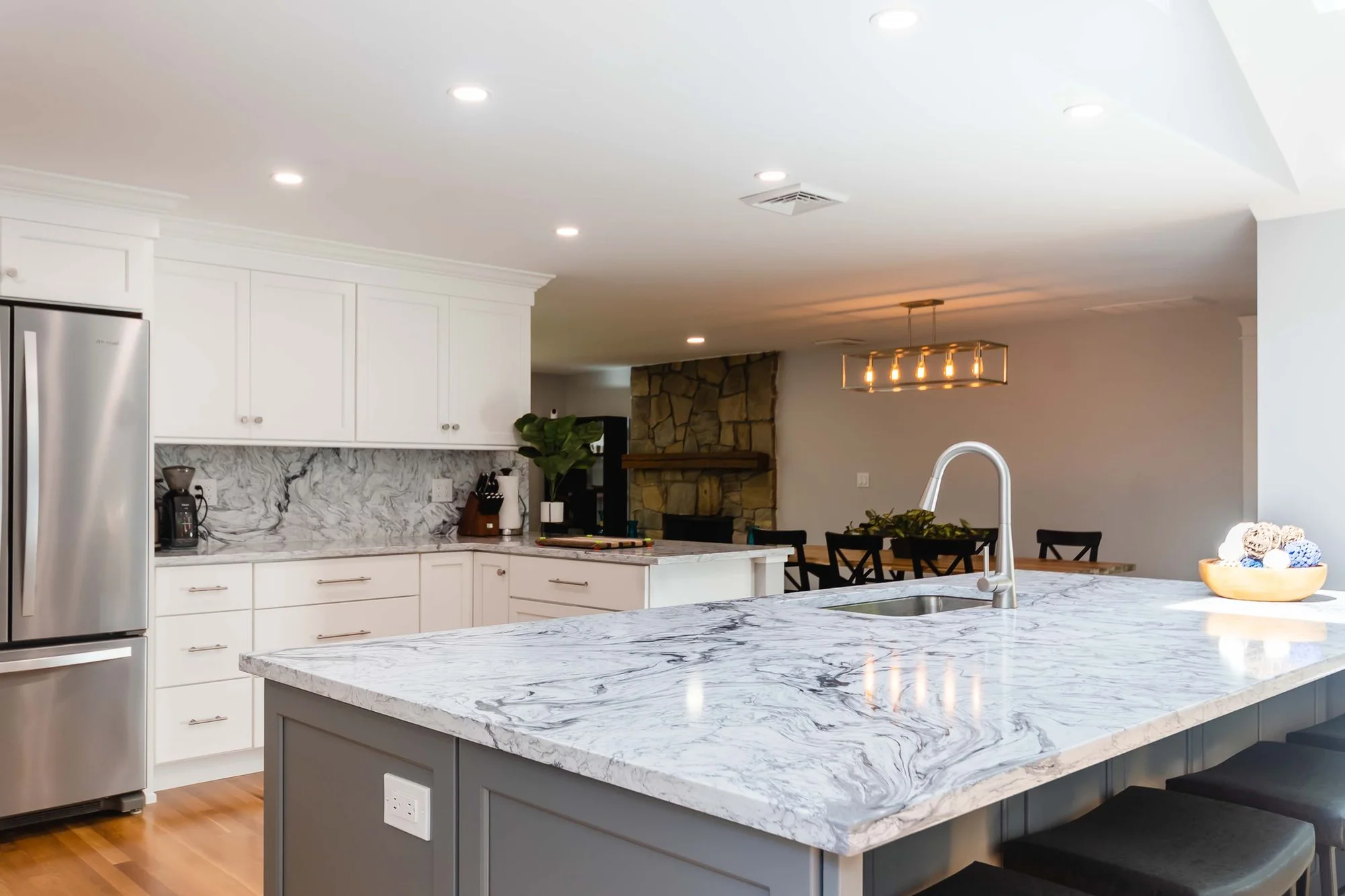 Wayland Warm Wood & White Kitchen — view 8